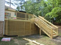 Custom Deck in Williamsburg Virginia